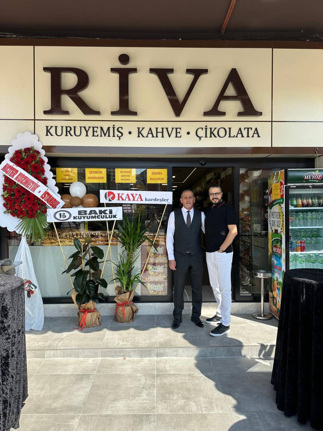 Riva Kuruyemiş ve Kahve açıldı 2